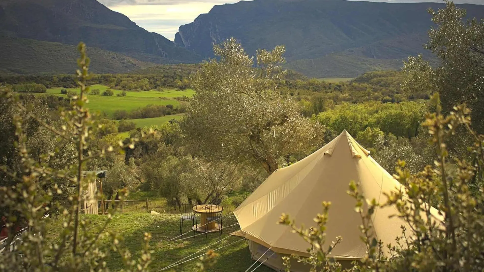 Terra Del Congost - Alojamientos En La Naturaleza Frente Al Congost De Montrebei Castissent 0*,